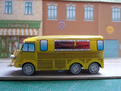 H 6 roues électricien de Camille 1.jpg