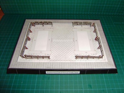 P7180010 (Grand).JPG (205.77 Kio) Vu 5217 fois Les barrières en place ainsi que la base et les renforts interne