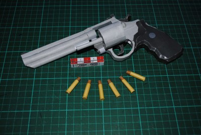 Pistolet déchargé.JPG