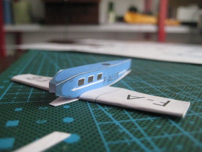 IMG_0388.JPG (1.03 Mio) Vu 17652 fois Fuselage à coller sur tranche