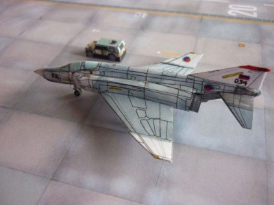 chaiwatkom-F-4E-proto1-007.JPG