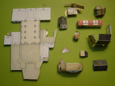 MSMich 10.jpg (116.67 Kio) Vu 24331 fois Le pliage, après mise en teinte des chants.