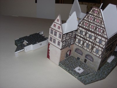 entrée du porche côté du puit