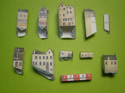 MSMich 131.jpg (124.17 Kio) Vu 45267 fois Les maisons collées