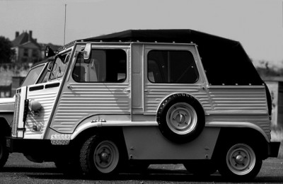 0055_hy_command_car_1.jpg