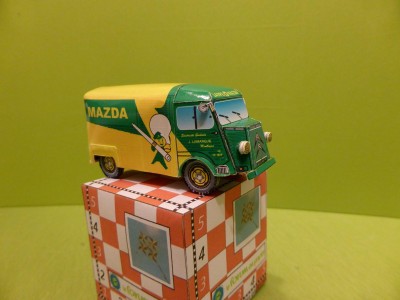 hy mazda 4.jpg