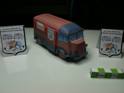 P017 HY Caves Vinicoles ''Amitié & Camaraderie''  (1).JPG