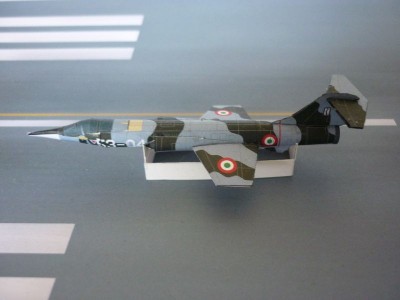 scissorandplanes-F-104S-02.JPG