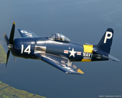 f8f-2 - - image forum en papier.jpg