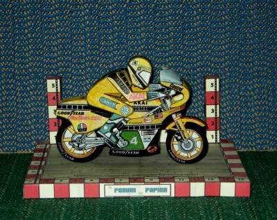 Yamaha YZ 500 1.jpg