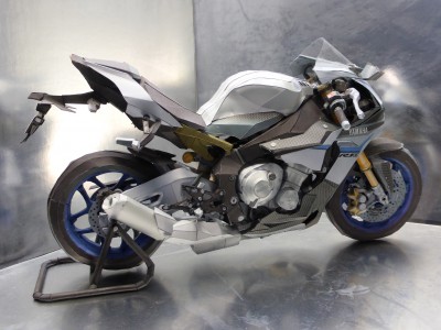 yzf-r1m 4.jpg