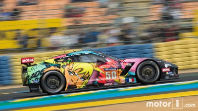 24-heures-du-mans-corvette-c7-r-art-car.jpg