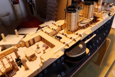 283 Midship Boat Cradles.jpg