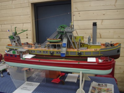 expoplomeurbat01.jpg