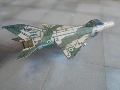 prmodels-cafe-MiG-21F-13-S-106-sy-02.JPG