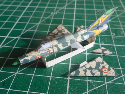 cafe-MiG-21bis-in-camo-07.JPG