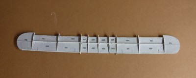 ... qui a une envergure de 26 centimètres.