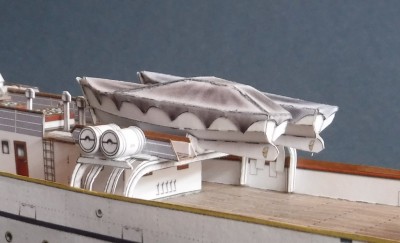...donc les deux premiers bateaux sont en place<br /><br />Sincèrement<br />Kurt