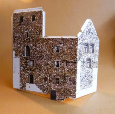 DSCF0140.JPG (237.01 Kio) Vu 3198 fois ... et insérez les fenêtres par l'arrière.<br /><br />Cordialement<br />Kurt