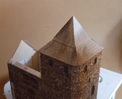 DSCF0166.JPG (177.11 Kio) Vu 2969 fois ... et posez-le, il s'adapte !<br /><br />Cordialement<br />Kurt