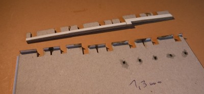 DSCF0192.JPG (131.3 Kio) Vu 2848 fois Coupe de mur 43 devant les ouvertures rondes ...