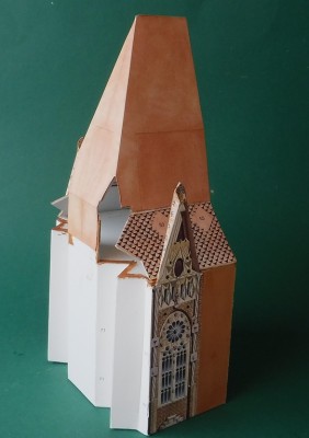 DSCF0072.JPG (93.97 Kio) Vu 2923 fois …et la languette centrale est collée.<br /><br />Cordialement,<br /><br />Kurt