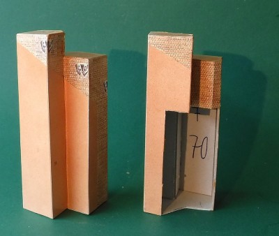 DSCF0076.JPG (202.38 Kio) Vu 2899 fois … Assembler la partie 70 en utilisant la même méthode de construction…