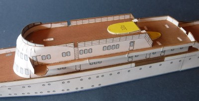 …<br /><br />…enfin je fixe les extensions de pont avant.<br /><br />Cordialement,<br /><br />Kurt