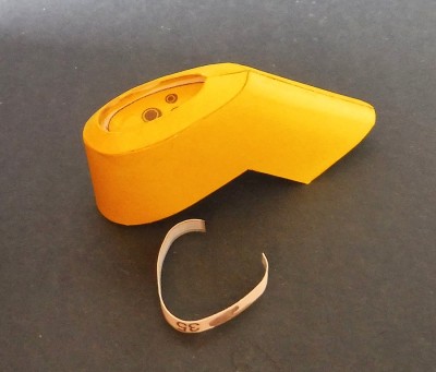 st placé par-dessus, l’anneau intérieur arrondi…co