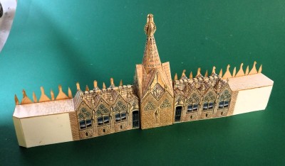 … construites et les trois segments assemblés…