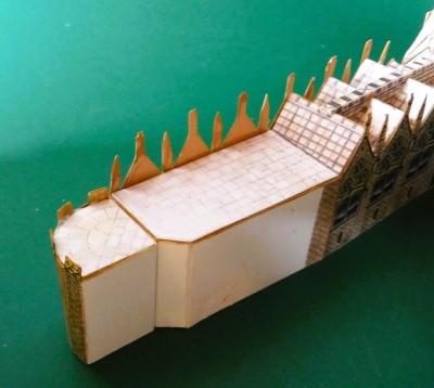 … appuyé contre pour un essai d’ajustement.<br /><br />Cordialement,<br /><br />Kurt