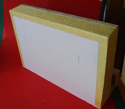 …j'ai recouvert le dessus et les bords de papier éléphant…