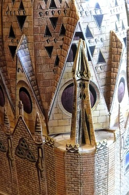 … et collées sur le côté du dôme.<br /><br />Cordialement,<br /><br />Kurt