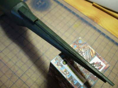 P1000744.jpg (70.78 Kio) Vu 8679 fois Pas évident de coller cette longue pièce proprement