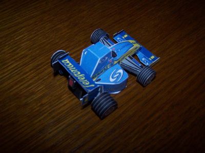 RENAULT R24 
petit montage sympa, Aout 2006.
Pour affrir a un ami renaultiste !
(ca vaut pas une peugeot!!)
