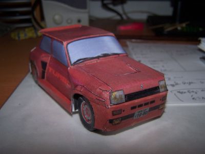 R5 TURBO
oct 2006.
pas mal
