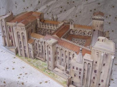 palais des papes
maquette de l'instant durable, comme beaucoup de mes modÃ¨les, trÃ¨s sympa Ã  rÃ©aliser avec un super rendu
