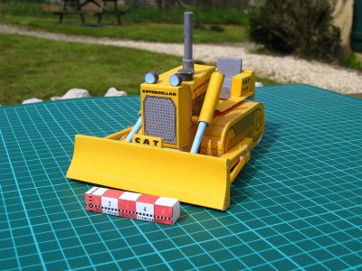 Bulldozer Cat
