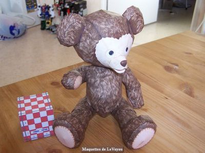 Teddy Bear
Je l'ai fait pour mon fils et j'ai pas fini car il veut les 3 autres modÃ¨les.
