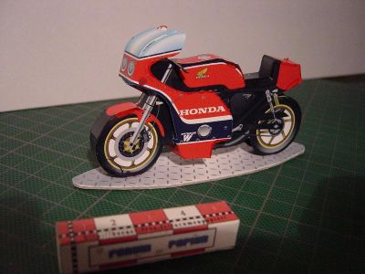 HONDA V-PER CB750 Cafe
