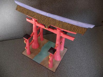 Ootorii d'Itsukushima de Buzuc
En papier photo et bristol. ModÃ¨le qui m'a beaucoup plu. 
