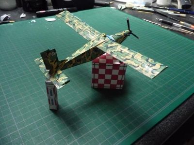 Pilatus de Papertigerarmaments revu par PAUL
En papier photo de 254 x 192 mm.


