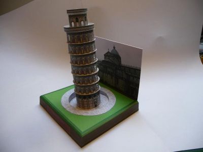 La tour de Pise de Canon
RÃ©alisÃ©e sur bristol A5.
