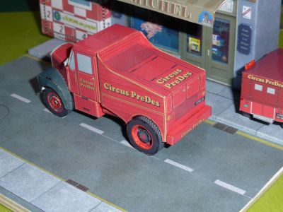 Scammell de StreetPaper Avent 2014
ImprimÃ© sur papier photo Ã  l'Ã©chelle environ 1/66Â°
