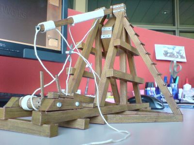 trebuchet contreplongÃ©
