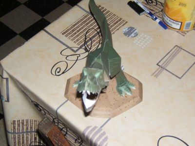 t rex
voila le t rex que ma femme a fait pour essayÃ©,et elle a bien aimÃ©.
