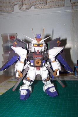 strike freedom SD
voici le gundam strike freedom
