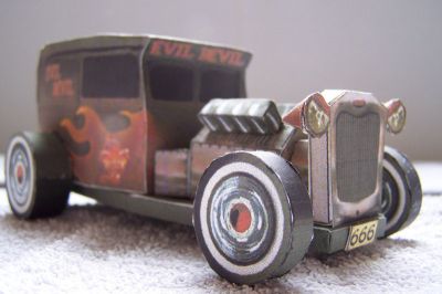 hot rod evil devil
voici une autre vue du hot rod
