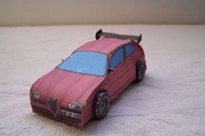 alfa romeo 147
voici la version definitive de l'alfa que j'avais rater aux depard
