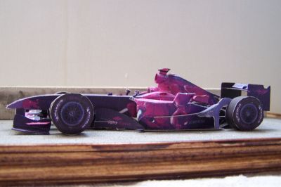 torro rosso F1
vue de profil

